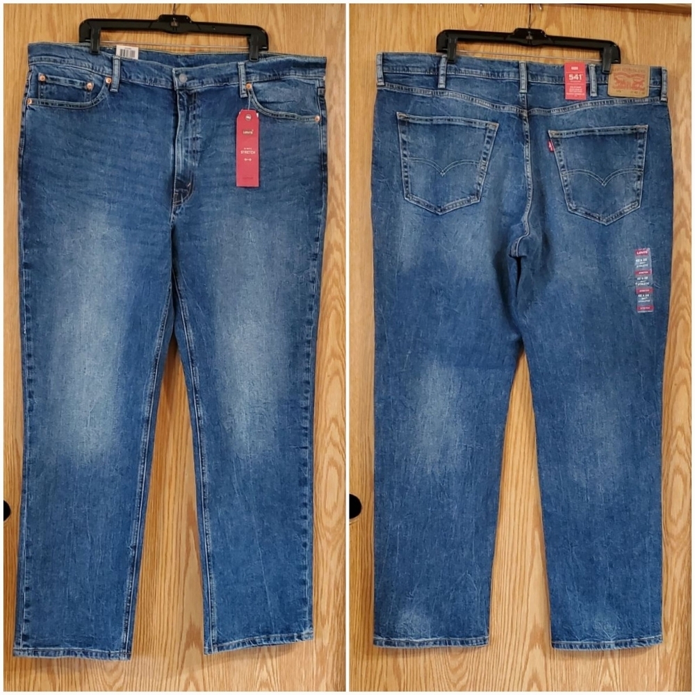 Levi's 541 athletic fit jeans slightly tapered medium wash size 42/32